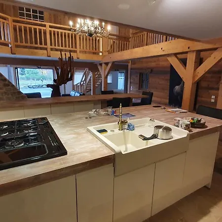 度假居 La Ferme Les Digitales Bain Nordique, Billard